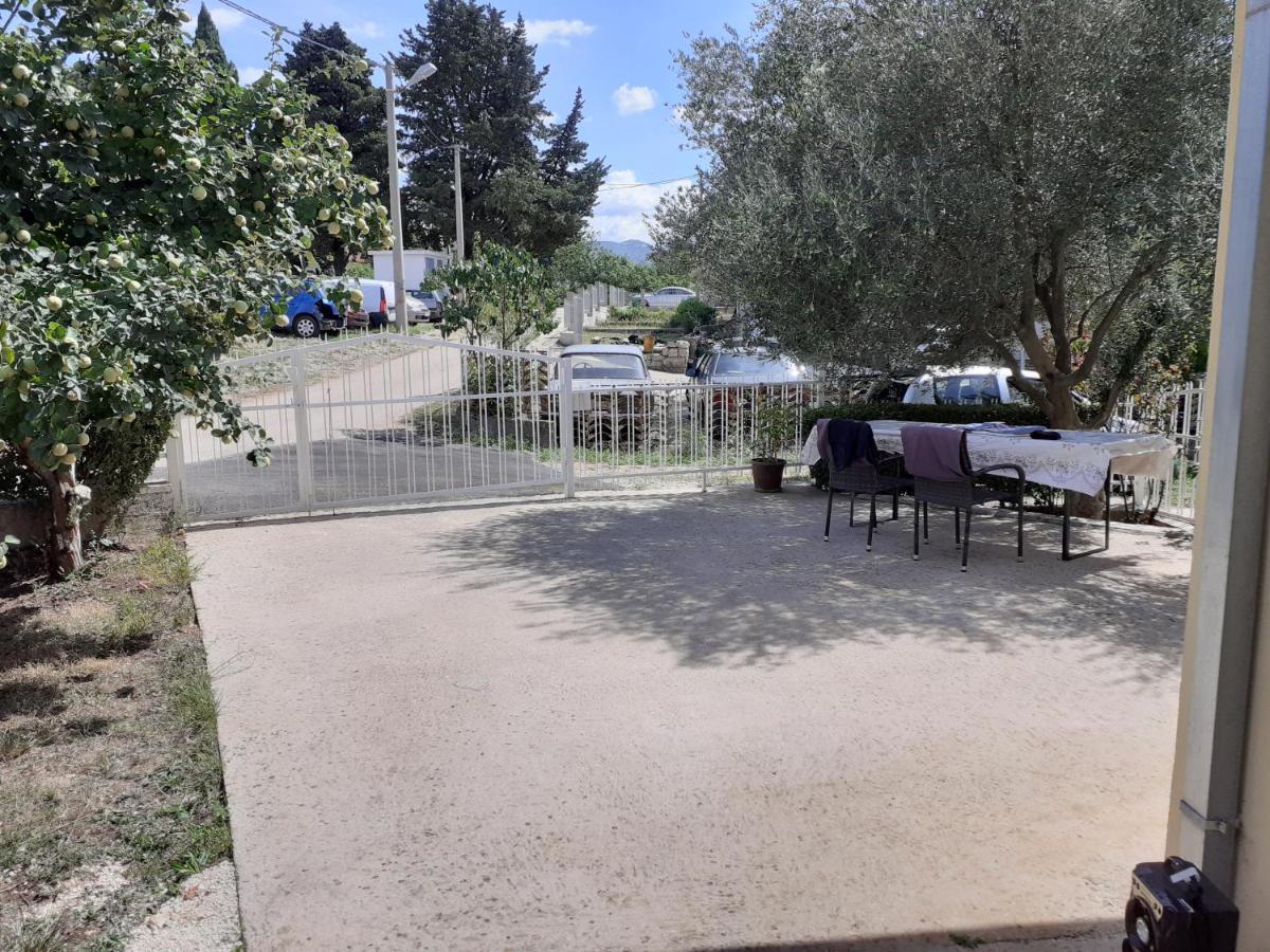 Hotel La Hacienda Dd Trebinje Esterno foto